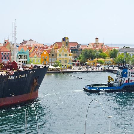 Otrobanda Hotel Willemstad Exteriör bild
