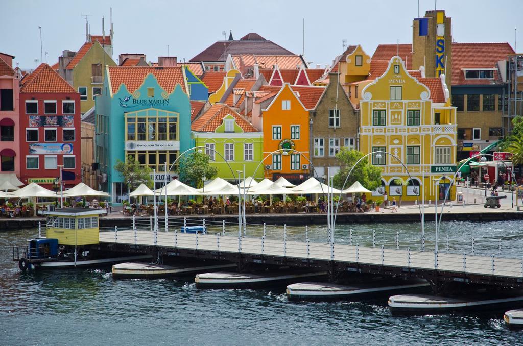 Otrobanda Hotel Willemstad Exteriör bild