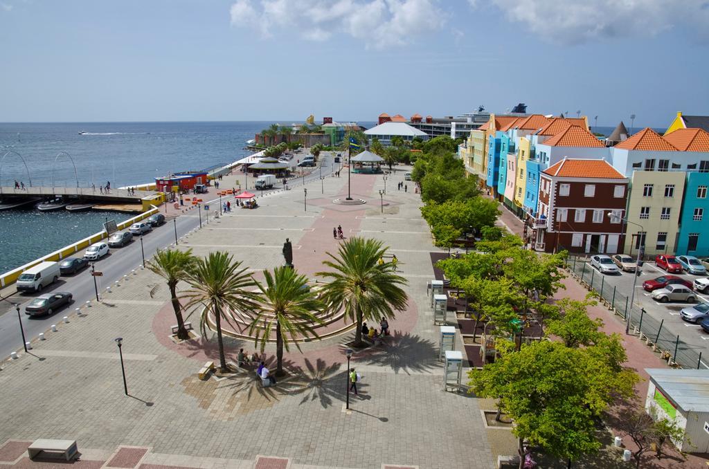 Otrobanda Hotel Willemstad Exteriör bild